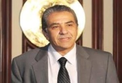 لتغطية فشلهم.. وزير"بيئة الانقلاب": الفوسفات مهم.. ودول العالم تلقيه في مياهها!