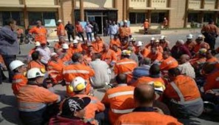عمال غاز مصر يواصلون الإضراب.. والإدارة تهدد بغلق الشركة