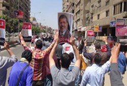 ثوار المقطم ينددون بأحكام قضاء العسكر