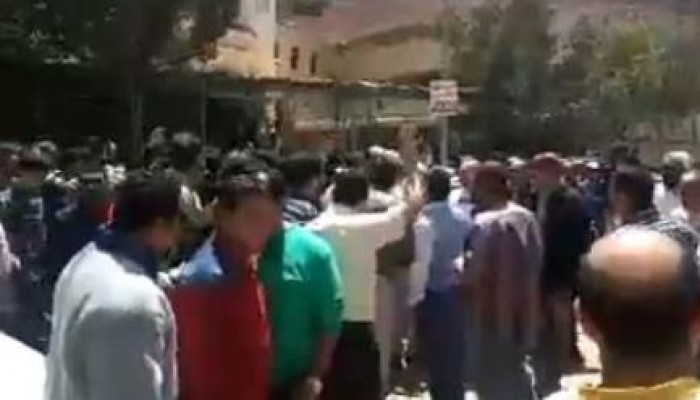 فيديو.. "طلاب ضد الانقلاب" يتظاهرون بميدان "رابعة"