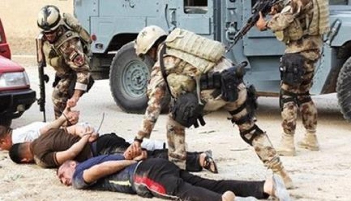 معاريف: لا خوف من جيش مصر بعدما شغله السيسي بالقتال في سيناء