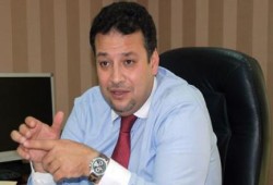 حاتم عزام: سقوط السيسي مطلبًا أساسيًا لثوار يناير