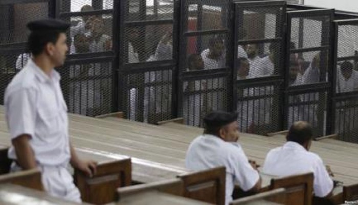 الانقلاب يقضى بالسجن 1795 عاما بحق 73بينهم أطفال بحرق كنيسة "كرداسة"