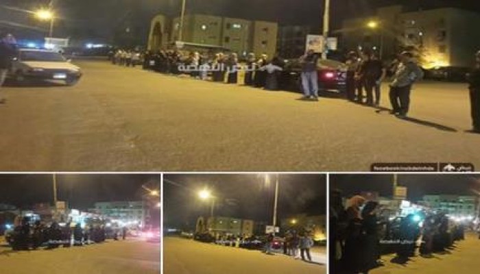 ثوار اكتوبر يطالبون بإسقاط نظام العسكر الفاشل