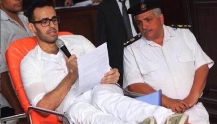 "محمد سلطان" يواصل الإضراب عن الطعام لليوم الـ 464 على التوالي