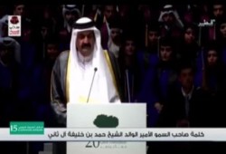 بالفيديو.. والد امير قطر حمد بن خليفة: طلاب مصر يتعرضون للقتل