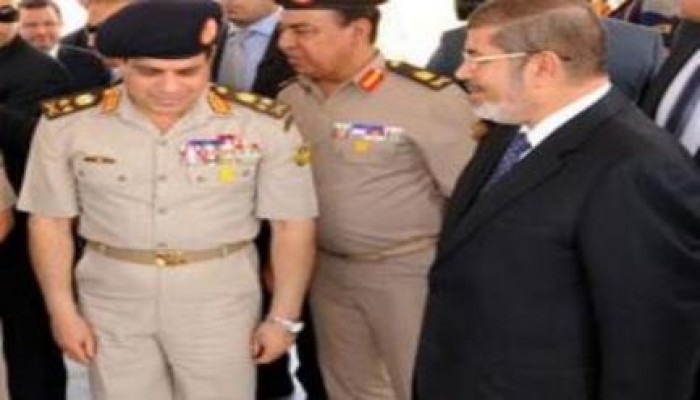 مستشار "مرسي": الهجوم الإعلامي على السيسي مناورة لإعادة إنتاج الانقلاب