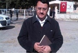 الولايات المتحدة تضع  صحفي الجزيرة أحمد موفق زيدان على لائحة الإرهاب !