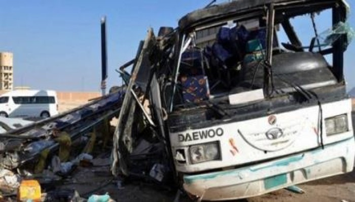 مصرع سائحان وإصابة 9 آخرين في حادث تصادم بالغردقة