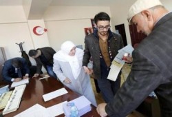 تركيا : الناخبون يواصلون الإدلاء بأصواتهم "خارج البلاد"