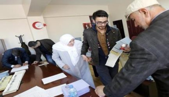 تركيا : الناخبون يواصلون الإدلاء بأصواتهم "خارج البلاد"