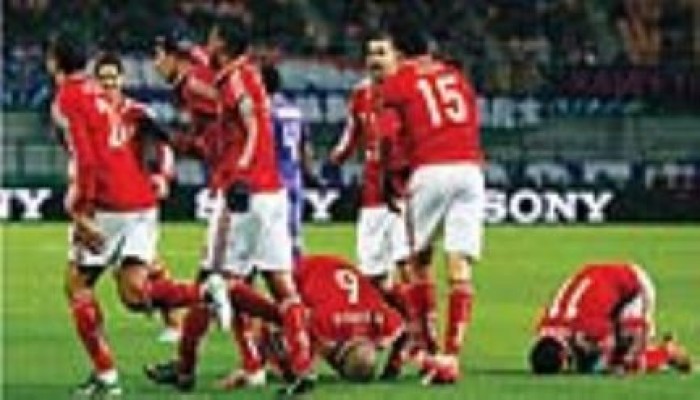 بعد "أبو تريكة".. بلاغ يطالب بالتحفظ على أموال نجوم "الأهلي"