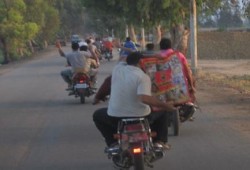 الغربية: مسيرة بالدراجات البخارية بالسنطة ضد الانقلاب العسكري