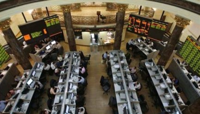 البورصة المصرية تخسر 1.4 مليار جنيه في منتصف التعاملات
