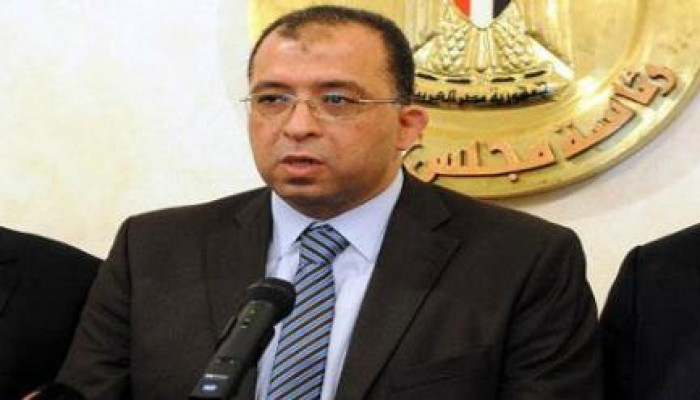 " الخازوق " .. وزير "تخطيط الانقلاب" يطالب بإلغاء الدعم وطحن الغلابة