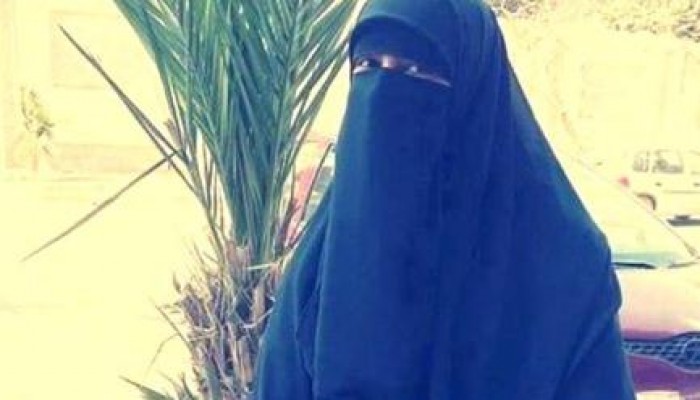 حملة للكشف عن مكان معتقلة المنصورة..وأنباء عن تعذيب ثلاثة بالإسكندرية