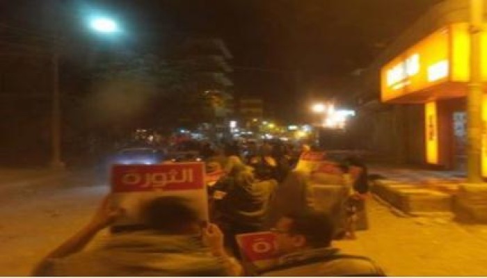 مسيرة ليلية حاشدة بالصف ضد الانقلاب الدموي وأحكامه الجائرة