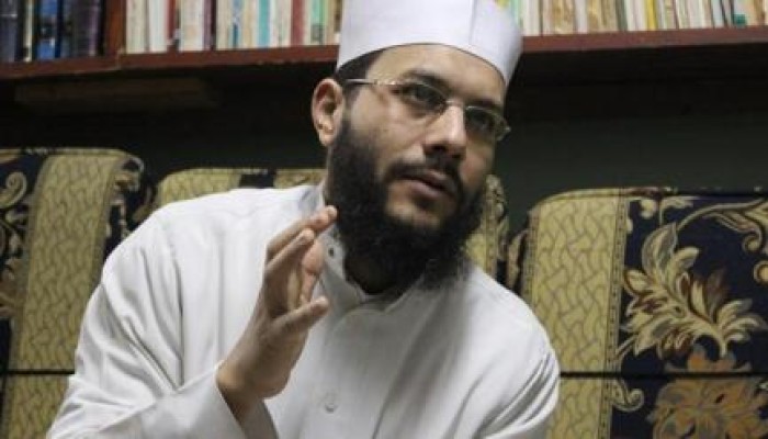 الدكتور محمود شعبان يناشد الأزهر الضغط للسماح بعلاجه