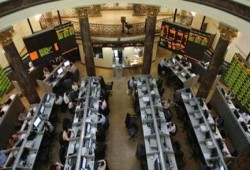 تراجع جميع مؤشرات البورصة في مستهل تعاملات اليوم