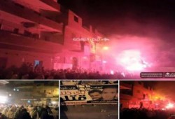 ثوار الكوم الأحمر يخرجون في مسيرة ليلية حاشدة رفضاً لمسرحية الإعدامات