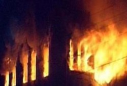 نحس الانقلاب: حريق هائل بـ 6 منازل بمنشأة رضوان في أبو كبير بسبب حرارة الجو