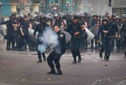 ميليشيات الانقلاب تقتل شابًّا بـ"أوسيم" أثناء مطاردة أحد الأطفال
