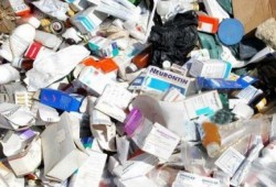 "الحق في الدواء" يرفض مقترح بتوزيع الأدوية على بطاقات التموين