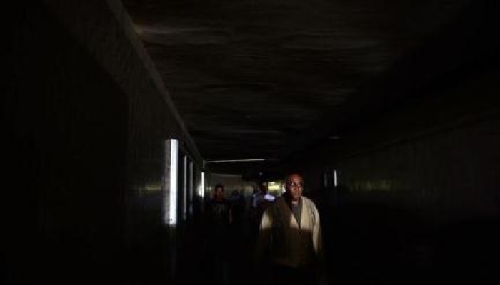 إستياء بين أهالي أسيوط بسبب تكرار انقطاع الكهرباء