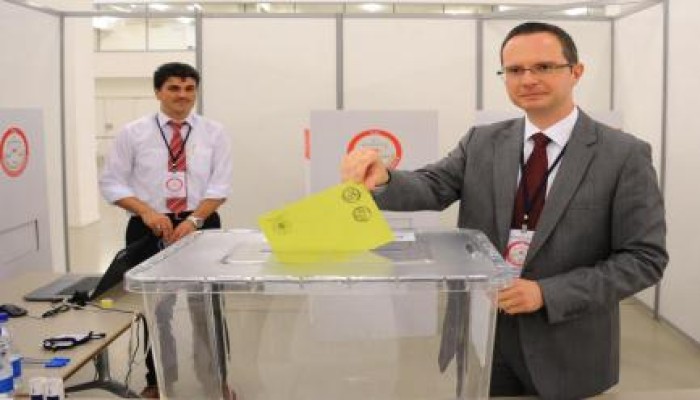 تركيا تنتخب .. الانتهاء من التصويت في الخارج والداخل يستعد