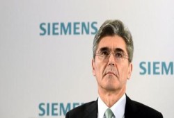 الشرقاوي: السيسي يقدم رشوة لحكومة ألمانيا بصفقة سيمنز