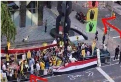 بالفيديو.. شاب مصري يصدم "مطبلاتية" السفاح في مطار بريلن