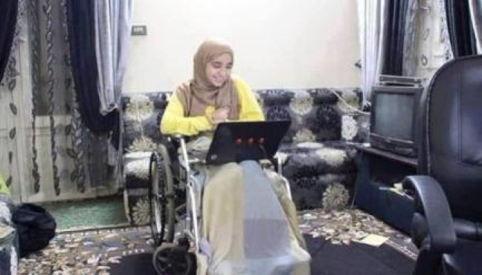 التحالف الثوري لنساء مصر يطالب بالكشف عن مكان احتجاز إسراء الطويل