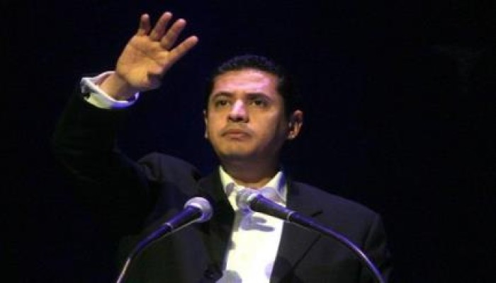 في مقاله "سيسي في المصيدة" عبدالرحمن يوسف : استعدوا لمرحلة ما بعد "السيسي"