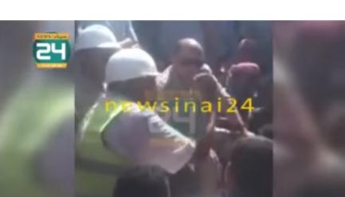 فيديو.. عمال "العريش" ردًّا على لواء يساوم على دم زميلهم: "انت وبدلتك ملكنا احنا"