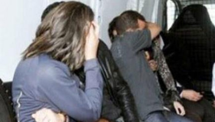 القبض على رائد شرطة "متلبس" يدير شبكة دعارة