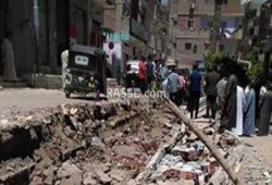 الشرقية : انهيار سور محكمة أبو حماد الابتدائية على سيارة ترحيلات