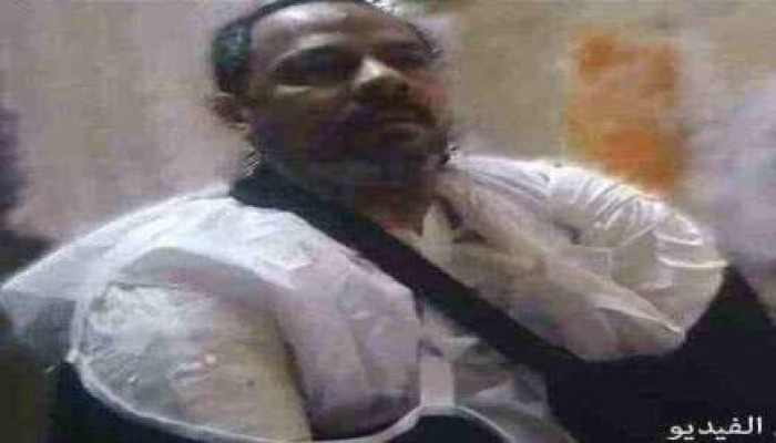 استغاثة حقوقية: أنقذوا طلعت من "طره" قبل بتر ذراعيه
