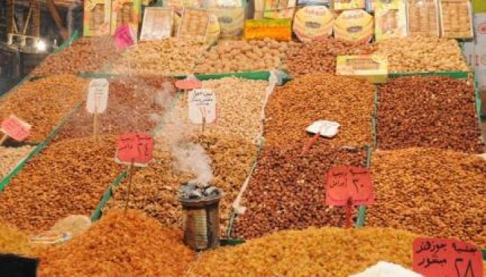 تقرير عن معاناة المصريين في رمضان 2015 دينيًا ومعيشيًا