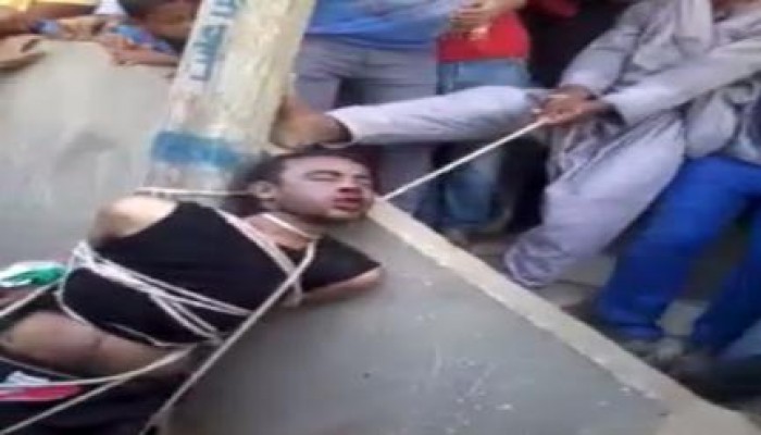 في عهد الانقلاب: فلاح يقتص من قاتل أخيه ويشنقه في عمود إنارة