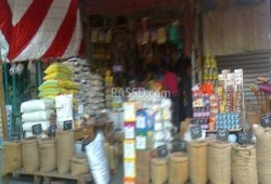 بعد ارتفاع سعره.. أهالي بورسعيد يكتفون بمشاهدة "ياميش رمضان"