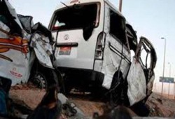 نحس الانقلاب .. مصرع 4 وإصابة 7 آخرين في حادث تصادم على طريق الصالحية