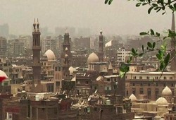 "بيوت الله" تحت قبضة الأمن في رمضان