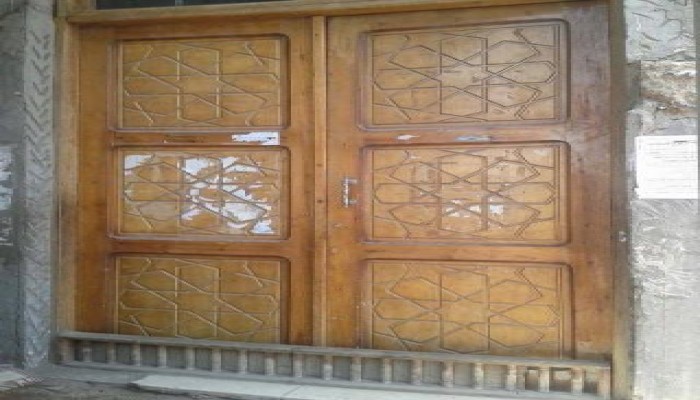 بالفيديو.. مساجد الجيرة تصلي التراويح في "السرّ"