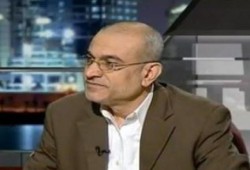 ياسر الزعاترة: اعتقال "أحمد منصور" عار لا تقترفه دولة بائسة