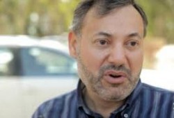 إطلاق سراح أحمد منصور.. دون تهم