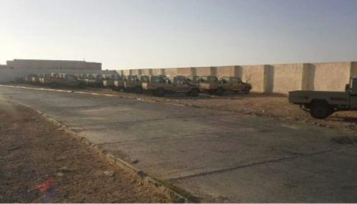 50 سيارة عسكرية من السيسي إلى الانقلاب في ليبيا