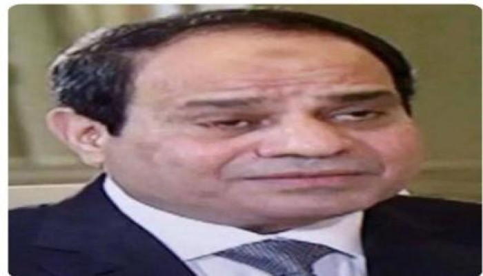 بالفيديو.. مذيع بقناة صهيونية يتغزل في قائد الانقلاب