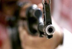 مسلحون يصيبون تاجر مجوهرات بالفيوم ويستولون على 3 كجم ذهبًا