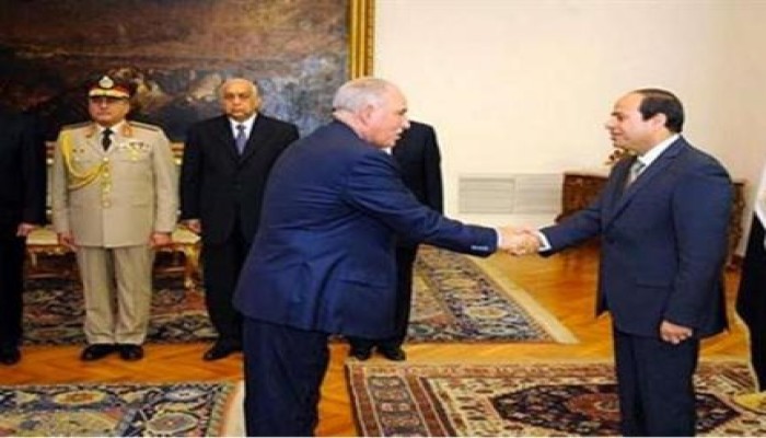 السيسي يمنح الزند ضوءا أخضر لتنظيف ملفات فساد رجال مبارك