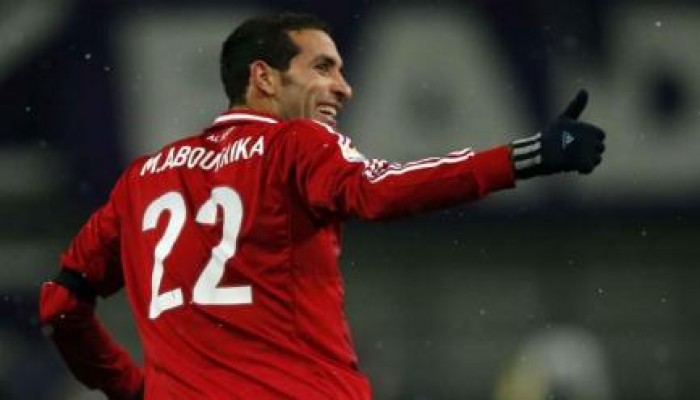 أبوتريكة يتضامن مع ثورة الإنترنت ضد شركات الاتصالات